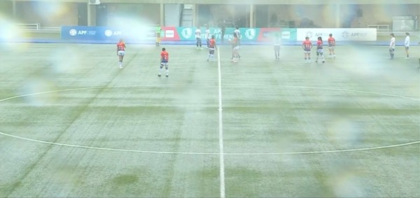 La lluvia suspendió el segundo tiempo de 2 de Mayo vs. Trinidense