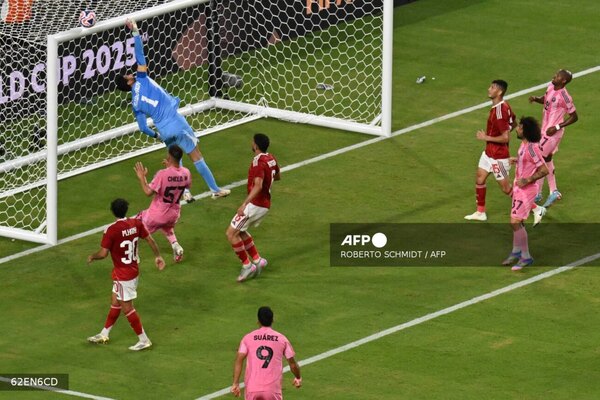 Versus / El Inter Miami y el Al Ahly egipcio empatan a cero en apertura del Mundial de Clubes