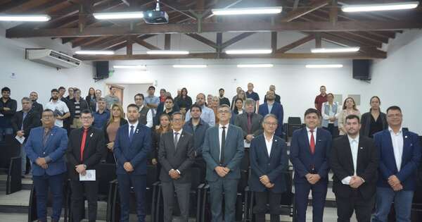 La Nación / El guaraní se posiciona en el centro del debate digital