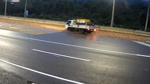 Video: Conductor de camión usa rampa de frenado y evita accidente sobre ruta PY02
