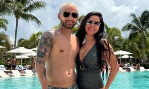 (GALERÍA) ¡Mañami! El pelotero Josué Colman peló cuero con su doña en sus vacaciones