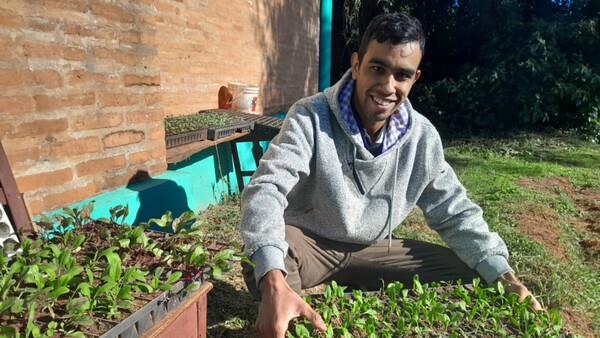 Pese a su baja visión, está a un paso de recibirse de ingeniero agrónomo