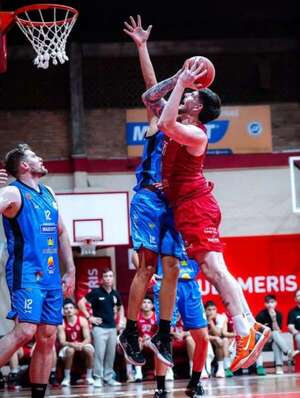 Baloncesto: Cuadrangular de la Liga - Polideportivo - ABC Color