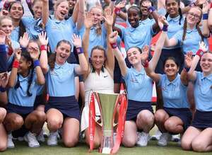 Tatjana María, 37 años, dos hijas y la campeona más veterana en un WTA 500  - Polideportivo - ABC Color
