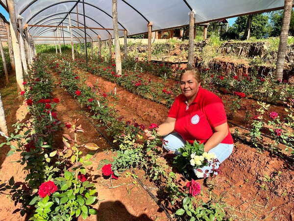 El SNPP habilita nuevos cursos agrícolas gratuitos en siete localidades para fortalecer la producción hortícola - .::Agencia IP::.