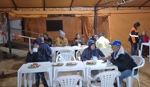 Albergue de la Costanera atiende a 13 personas pese a falta de frío extremo
