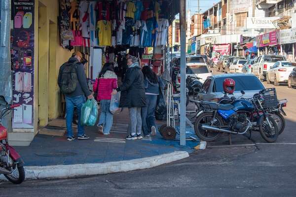 Rally Mundial: Comerciantes preocupados por improvisación del Gobierno - Política - ABC Color