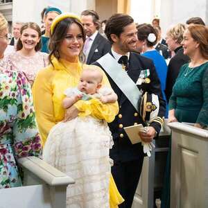 La princesita Inés de Suecia recibió las aguas bautismales - Gente - ABC Color