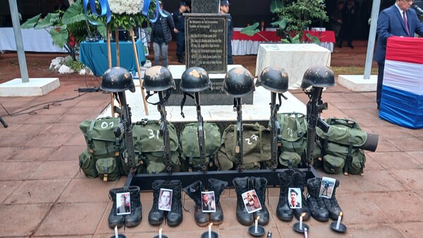 Policía recuerda a agentes fallecidos durante la masacre de Curuguaty en el 2012