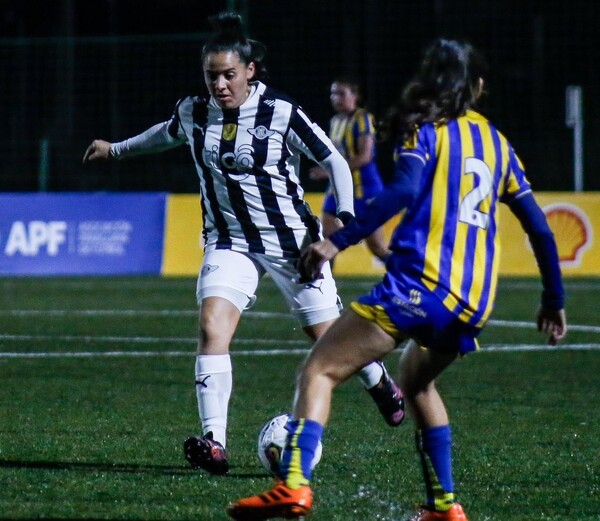 Fútbol Femenino: Los líderes se separan del resto - La Tribuna