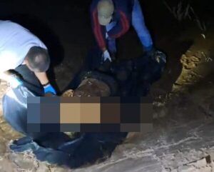 Hallan cadáver de buscado por robo en aguas de Monday