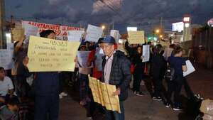 Tránsito caótico en avenida Eusebio Ayala por protesta frente a Registros Públicos - Nacionales - ABC Color