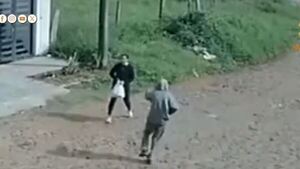 ¡El colmo ya! Adicto le robó la bolsa del súper a una señora
