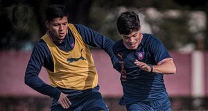 Versus / Cerro, entre las “bajas” que hacen pretemporada y los refuerzos que no llegan