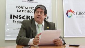 Si Prieto es destituido, ¿puede volver a candidatarse? La opinión de un director del TSJE