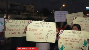 Grupo de vecinos de Capiatá exigen a Registros Públicos inscribir fraccionamientos de 80 familias