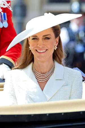 Kate Middleton y un look “Total White” que le quedó pintado - Gente - ABC Color