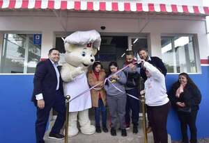 Bimbo inaugura “Expendio” inclusivo y sustentable  - Mundo empresarial - ABC Color