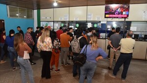Caos en pago de habilitaciones: Advierten a comunas que serán multadas si no actualizan tarifas