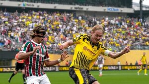 Fluminense de Jhon Arias perdona a un discreto Borussia