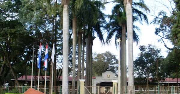 La Nación / CDE: directora de Talento Humano habría sido beneficiada con aporte para personas de escasos recursos