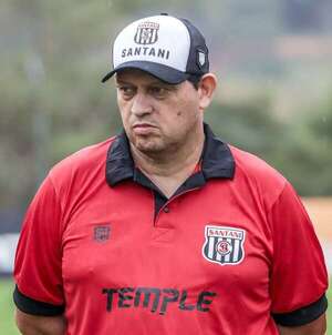 Deportivo Santaní, cuatro técnicos en una sola rueda - Fútbol de Intermedia - ABC Color
