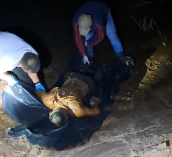 Hallan muerto a presunto líder de una banda de asaltantes - trece