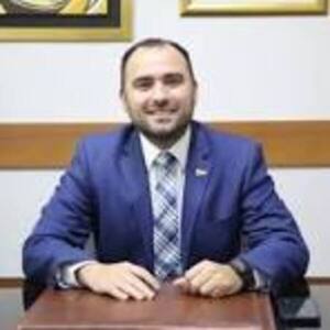 Jorge Bogarín propone liderazgo disruptivo y recambio generacional en la Facultad de Derecho - PDS RADIO Y TV