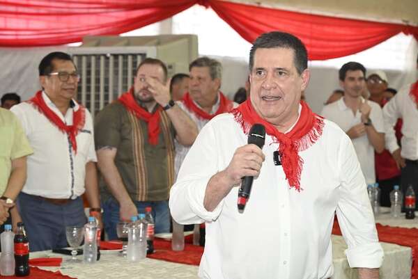 Fiscalía dice que préstamos de Cartes y Tabesa a terceros son “legales” - Política - ABC Color