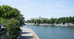 La Nación / París: bañarse en el Sena requerirá una prueba de natación