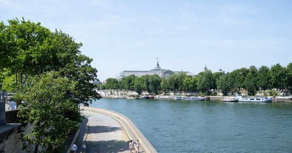 La Nación / París: bañarse en el Sena requerirá una prueba de natación