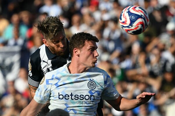 Versus / Monterrey empata con Inter de Milán con gol de Sergio Ramos