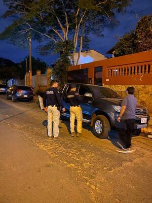 Fernando de la Mora: delincuente intentó asaltar a policía y fue abatido - trece