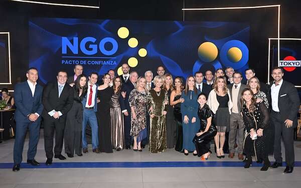 NGO SAECA celebró sus 80 años con gala, glamour y nueva imagen - Sociales - ABC Color