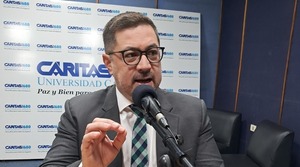 “Sanciones contra Cartes se fundaron en informe de Arregui” - Portal Digital Cáritas Universidad Católica