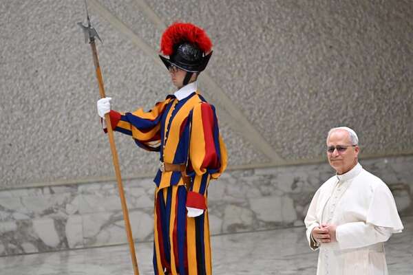 El papa León XIV advierte sobre el riesgo de “barbarie superior” en el conflicto entre Israel e Irán - Mundo - ABC Color