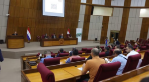 Estudian elevar penas carcelarias a menores de edad