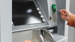 Saldos públicos van en aumento, pero persiste concentración en cuatro bancos