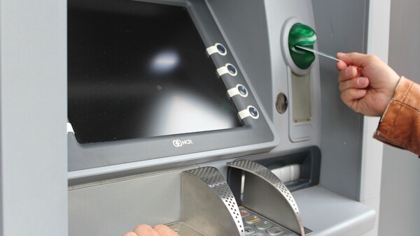 Saldos públicos van en aumento, pero persiste concentración en cuatro bancos