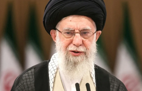 Líder supremo de Irán promete no rendirse ante Israel y amenaza con “daños irreparables” a EE.UU.