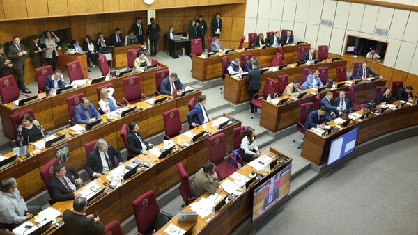 El Senado instó a la Cancillería que negocie con Argentina