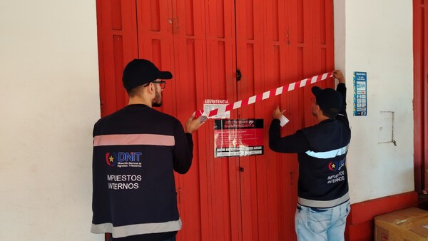 DNIT suspende a dos locales por incumplimientos tributarios y advierte que controles seguirán