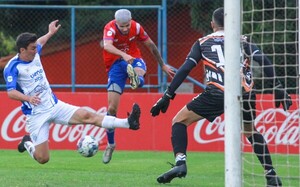 1° de Marzo por penales deja afuera a Oriental - La Tribuna