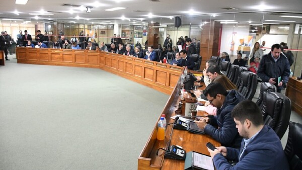 Urgen a Nenecho priorizar depósitos por prestación alimentaria