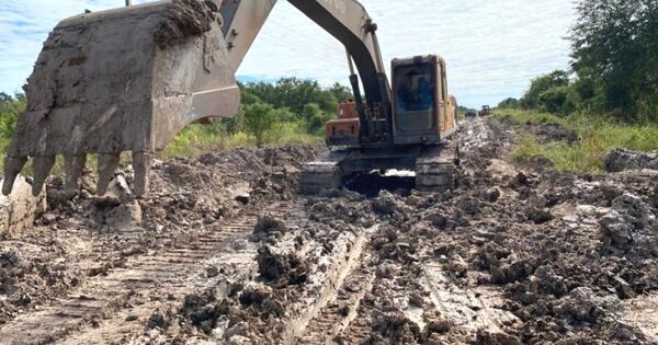 Diario HOY | Post inundaciones, continúan trabajos viales en zonas críticas del Chaco
