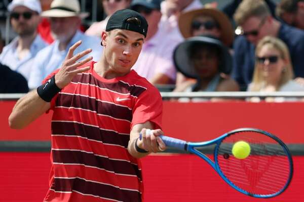 Draper sobrevive a Popyrin y está en cuartos de Queen’s - Polideportivo - ABC Color