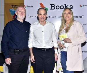 “La sabiduría del Dolor” en la Feria del Libro - Sociales - ABC Color