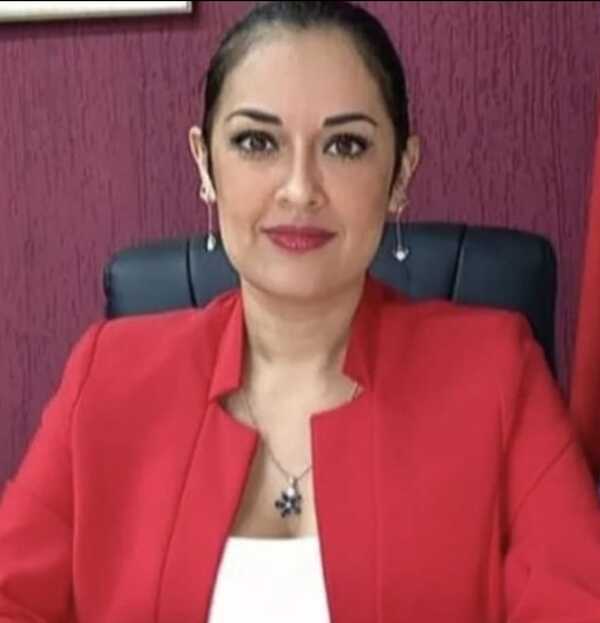 Camaristas ratifican validez de imputación a jueza de paz en el caso mafia de pagarés - El Observador