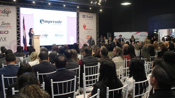 BASA apoyó la Expo Emprende 2025 en Alto Paraná