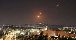 Diario HOY | Ataque iraní hiere a 32 personas en Israel y golpea un hospital